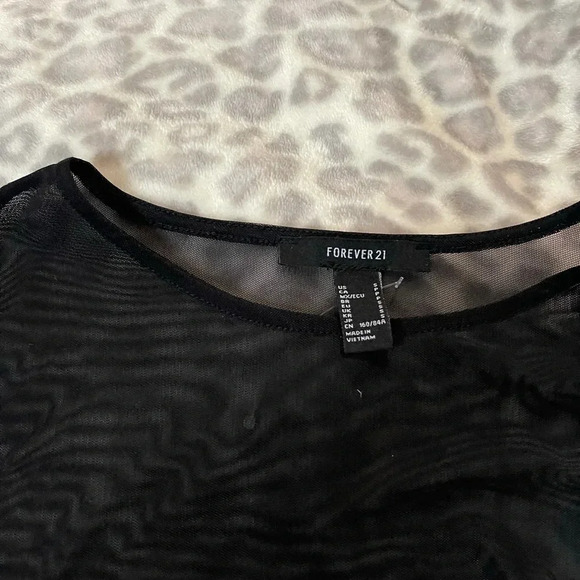 - FOREVER 21 mesh top S - Picture 2 of 6